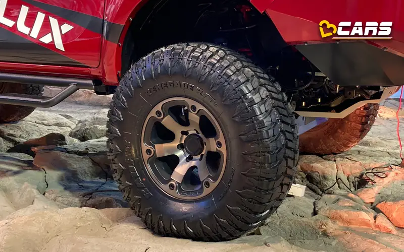2023 Auto Expo - Toyota Hilux Extreme Off-Road Concept Detailed Look