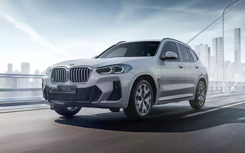 BMW X3 Dimensions - Ground Clearance, Boot Space, Fuel Tank