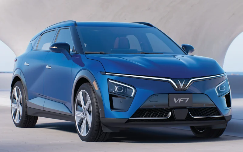 VinFast VF7